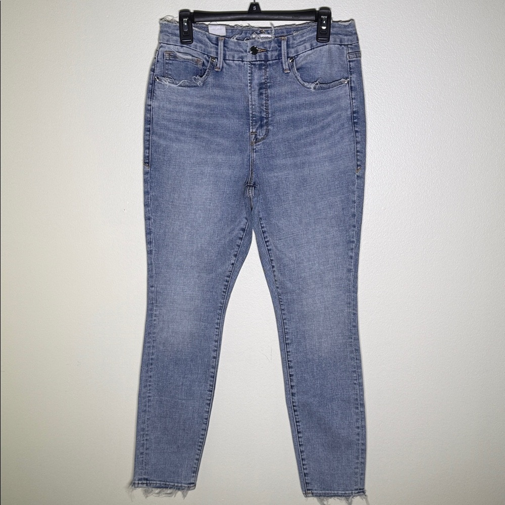 Good American Jeans - Picture 2 of 12